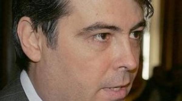 adrian cioroianu noul decan al facultatii de istorie din universitatea bucuresti