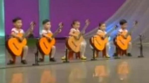 un grup de copii de 7 ani a uimit lumea cu talentul lor video