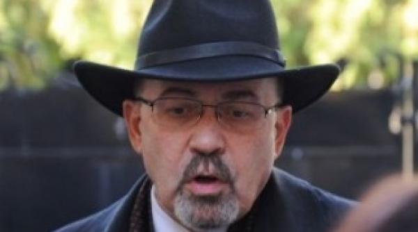 marko bela despre umf crin antonescu ar fi bine sa se ocupe de altceva