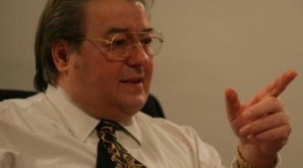 vadim in rol de sef al lui becali sa iei campionatul cu steluta