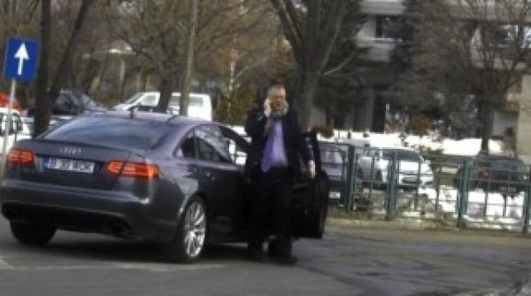 evz surprins cand primea fotografii cu chirieac si vantu de la serviciile secrete