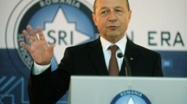 basescu ma voi implica si in cazul readucerii lui boldea acum cateva ore era in kenya