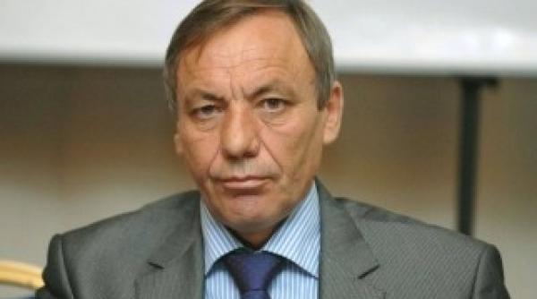 fost secretar de stat la ministerul turismului ridicat de dna