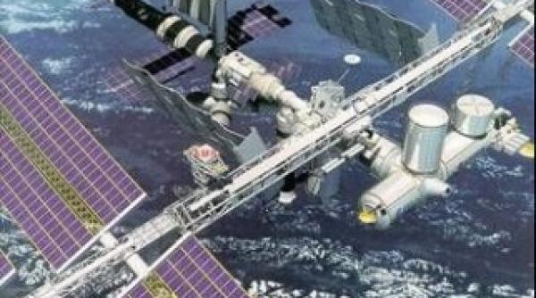 alerta o bucata dintr un vechi satelit rusesc era sa loveasca statia spatiala internationala