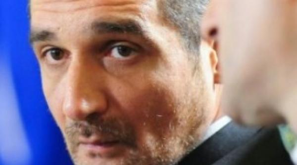 lazaroiu despre frunzaverde e un gunoi