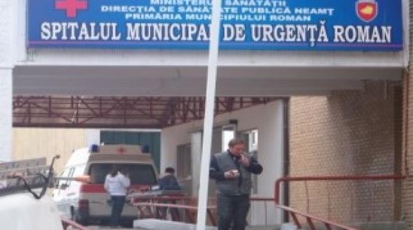 o pacienta din roman s a trezit cu brancardierul in pat