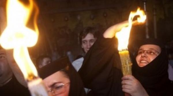 gheorghe flutur aduce din nou lumina sfanta de la ierusalim