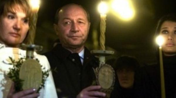 traian basescu petrece pastele pe litoral vezi unde va sta presedintele