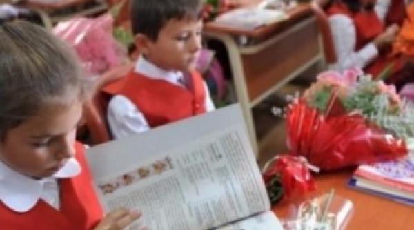 s a terminat vacanta elevii si prescolarii revin la scoala