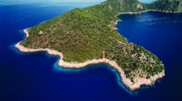 familia regala din qatar a cumparat insula oxia din grecia afla care a fost pretul