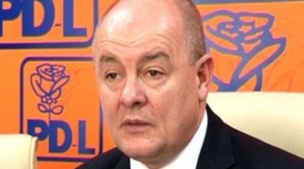marin anton demisioneaza din pdl si de la ministerul mediului