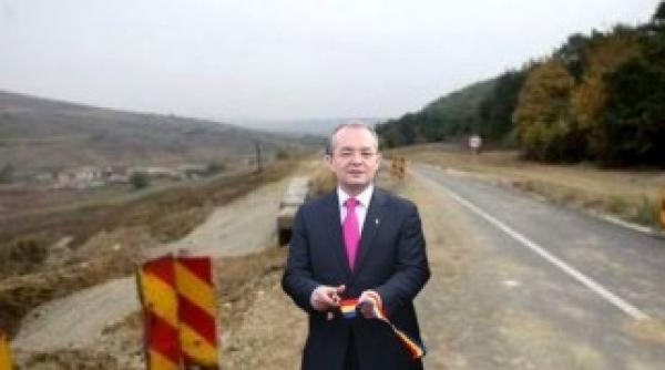 dezastrul rutier al guvernarii pdl sute de milioane de euro pentru sosele surpate