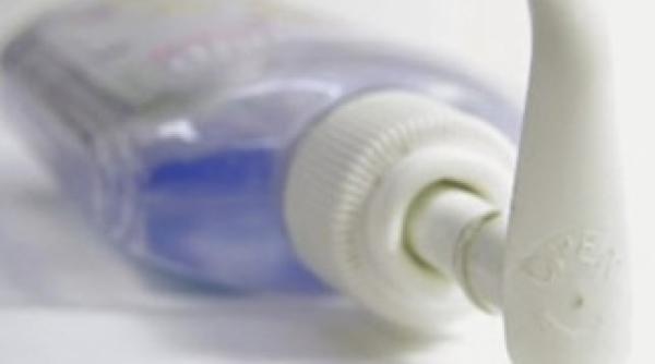 gelul pentru maini solutia tinerilor americani pentru a trage o betie