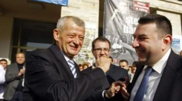 cum sta oprescu fata de 2008 vezi cine i a adus cele mai multe semnaturi