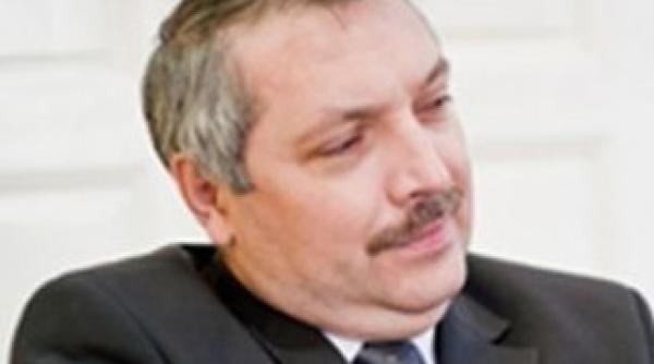 rectorul umf tg mures ma bucur ca rezolvarea a venit din zona juridica si nu politica