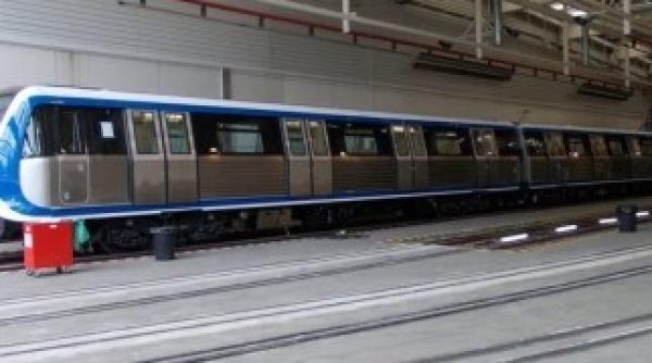 vezi de unde te urci in metroul metrorex foloseste nume de fotbalisti in redenumirea statiilor