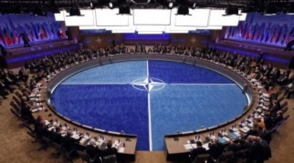 summit ul nato a inceput traian basescu ultimul primit de obama si rasmussen