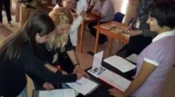 anofm peste 10 700 de locuri de munca vacante la nivel national