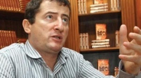 cartianu reorganizeaza redactia adevarul