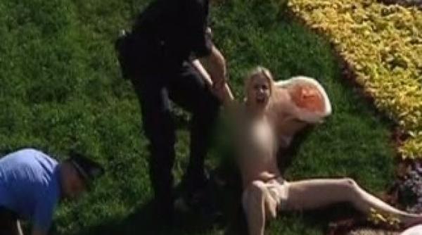 protest topless impotriva euro 2012