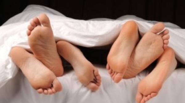 a murit facand sex in trei si a primit 3 milioane de dolari despagubire