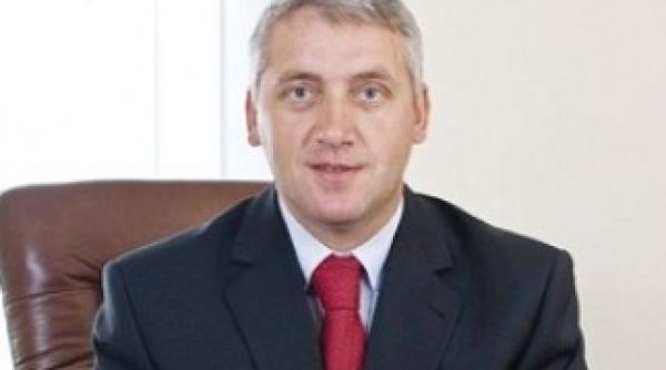 adrian tutuianu pare castigator la consiliul judetean dambovita