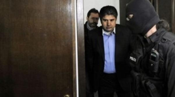 a castigat alegerile din puscarie