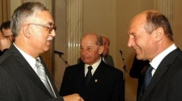 basescu a sesizat cc privind reprezentarea la ce