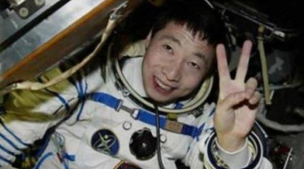 china doua recorduri in acelasi timp unul in spatiu celalalt in ocean