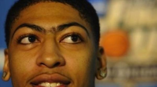 un baschetbalist din nba si a facut brand din monospranceana