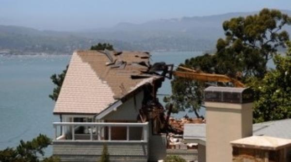 au cumparat o casa de 4 milioane de dolari ca sa o demoleze