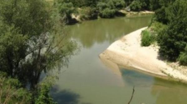 fetita primarului din bucu s a inecat