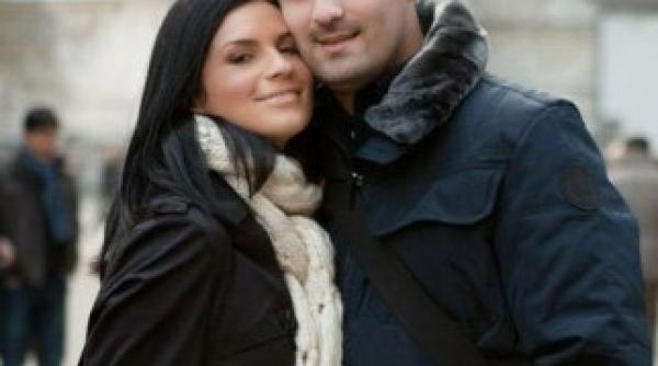 ellie white va fi mamica