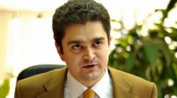 paleologu la conventie sa nu ma votati pentru ca nu sunt un greu nu sunt un brand