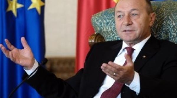 traian basescu va fi suspendat cu aproximativ 240 de voturi