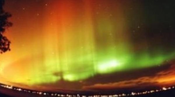 aurorele boreale genereaza zgomote misterioase
