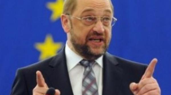 presedintele pe monitorizam cu mare atentie evenimentele din romania