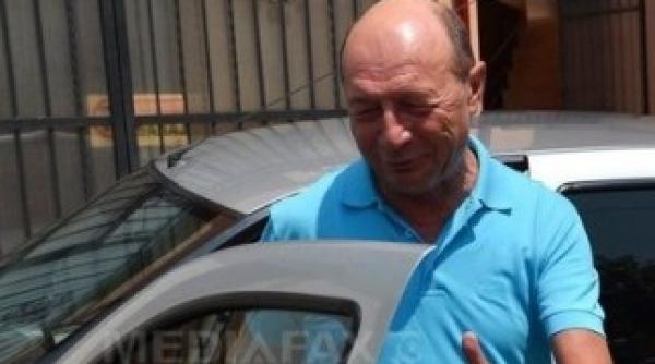 flacara democratiei a lui basescu