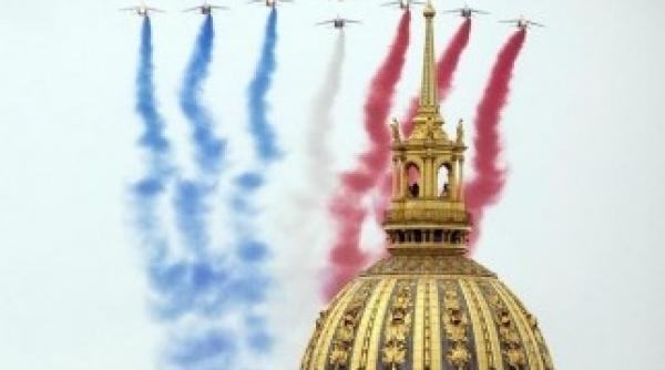 parada impresionanta de ziua frantei emotii mari pentru hollande