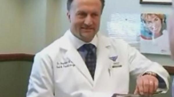 un dentist a folosit aceleasi seringi timp de 12 ani