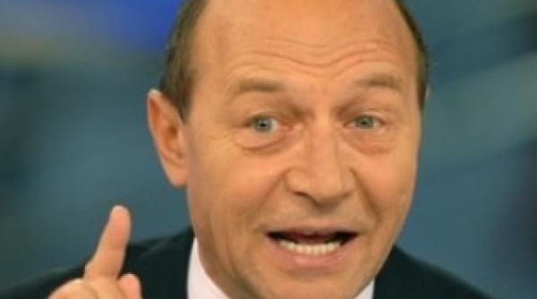 traian basescu merg pana la capat chiar daca ei vor nu am sa fiu coleg cu adrian nastase