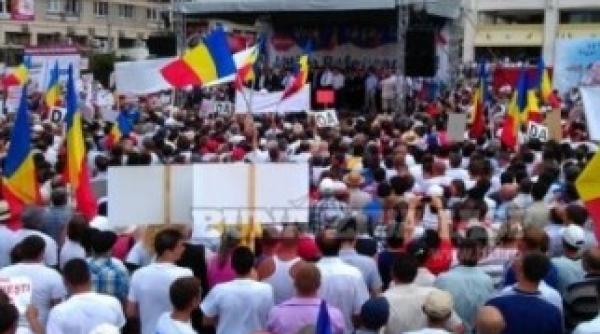 antonescu basescu a avut in spate pcr si securitatea acum minte ca are in spate sua si europa