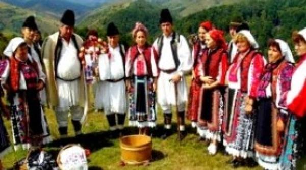 festival de muzica folclorica in hunedoara