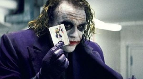tatal lui heath ledger nu dati vina pe joker pentru atentat