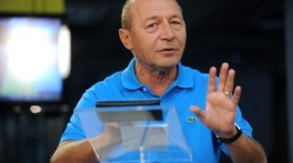 basescu critici dure din partea analistilor americani