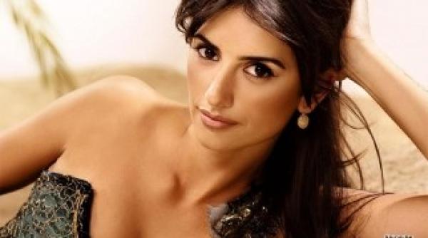 penelope cruz din ceara la muzeul grevin