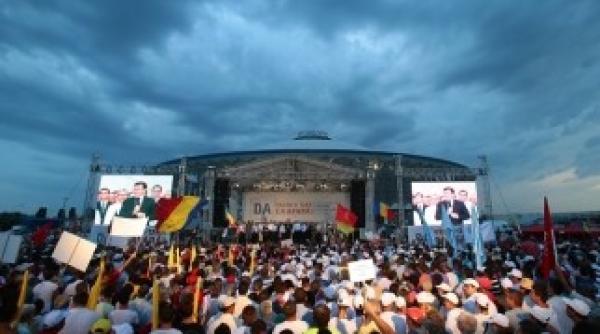 crin antonescu discurs transant in fata a peste 30 000 de oameni plec din politica daca la referendum nu vor fi 9 milioane de romani curati