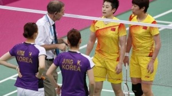 blat la jocurile olimpice 8 jucatoare de betminton date afara