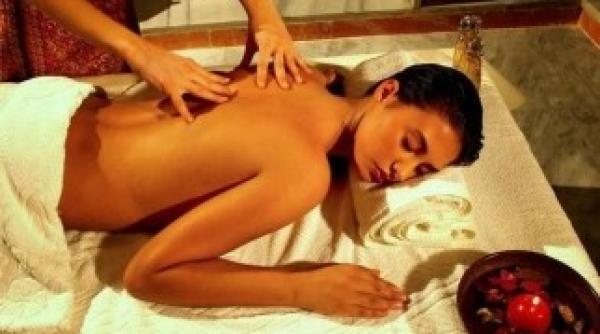 antonia a acceptat sa pozeze in ipostaze incendiare galerie foto