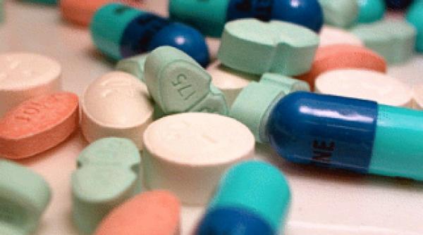 romanii acopera 40 din costul medicamentelor